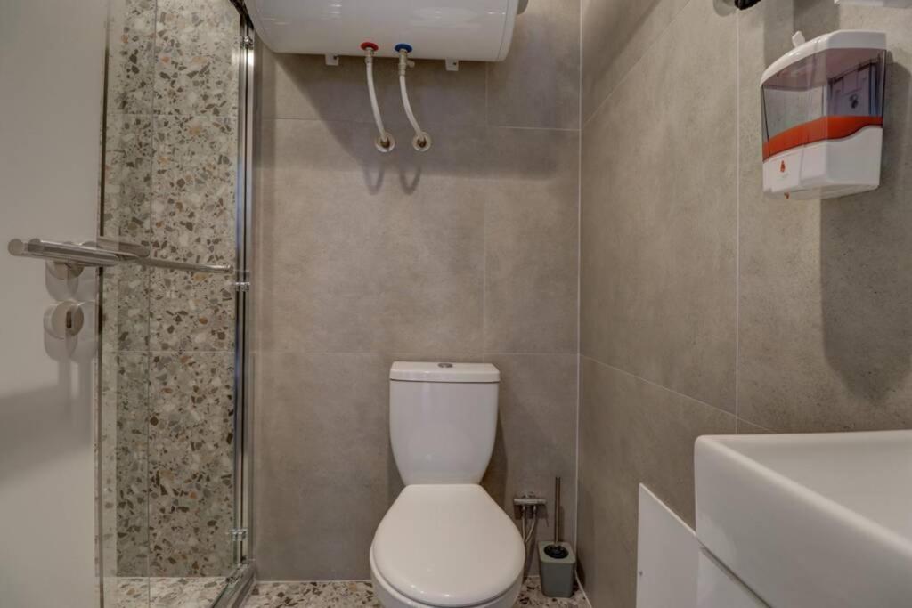 Town Square Apartment Pristina Extérieur photo