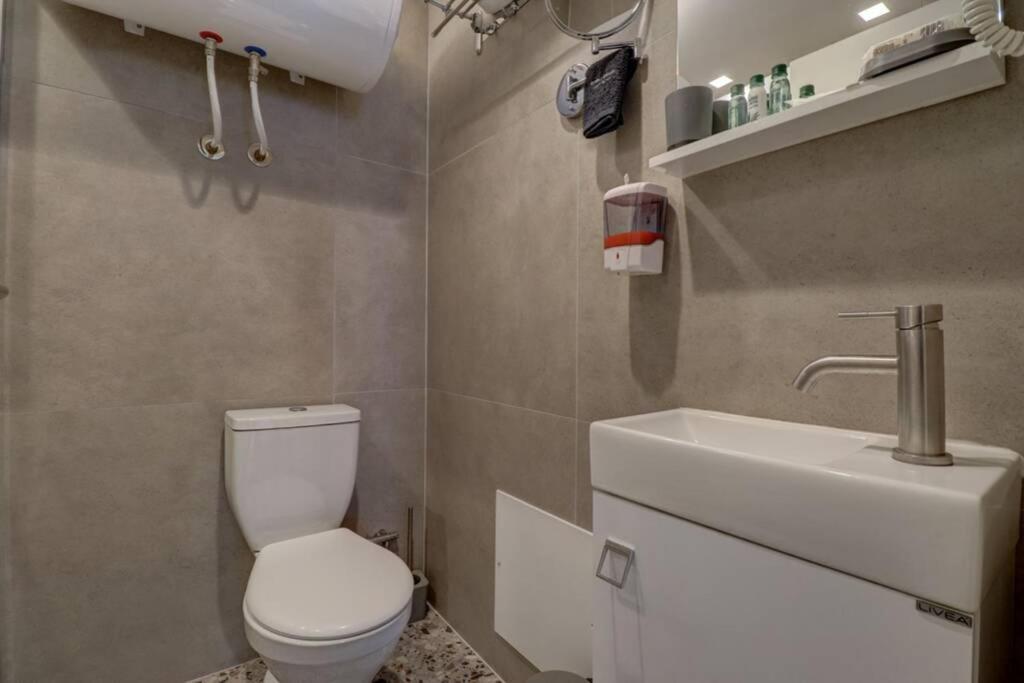 Town Square Apartment Pristina Extérieur photo
